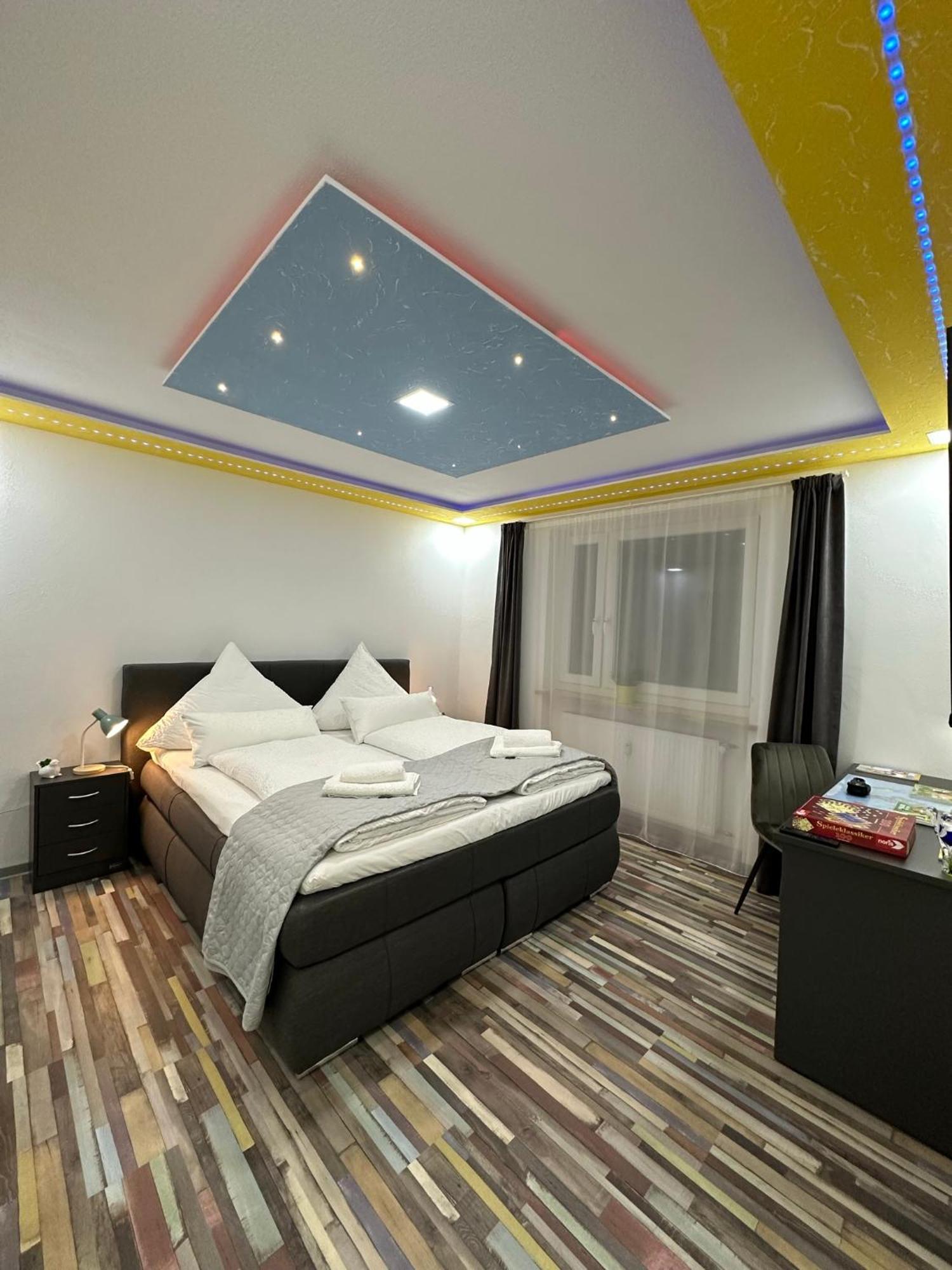 Modern Apartments Neuburg P - Top - 2 Zimmer, Komfort, Balkon, Wi-Fi, Smart Tv, Grosse Dusche, Kueche Neuburg an Der Donau Exteriör bild